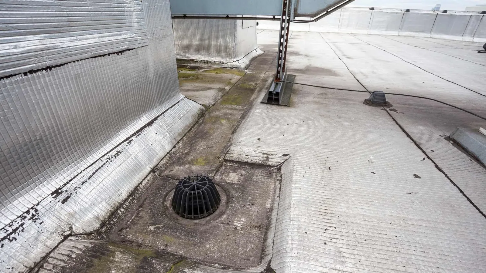 drain and scupper discharge path